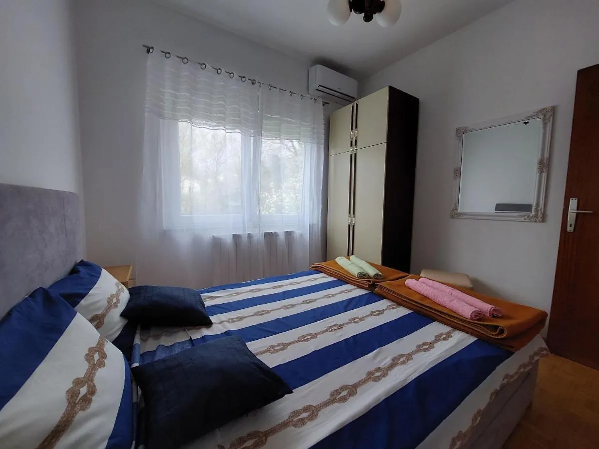 Apartment Robi Bribir
