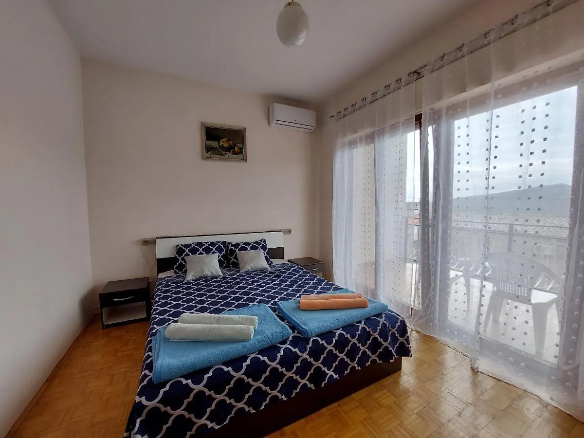 Apartment Robi Bribir  Croatia
